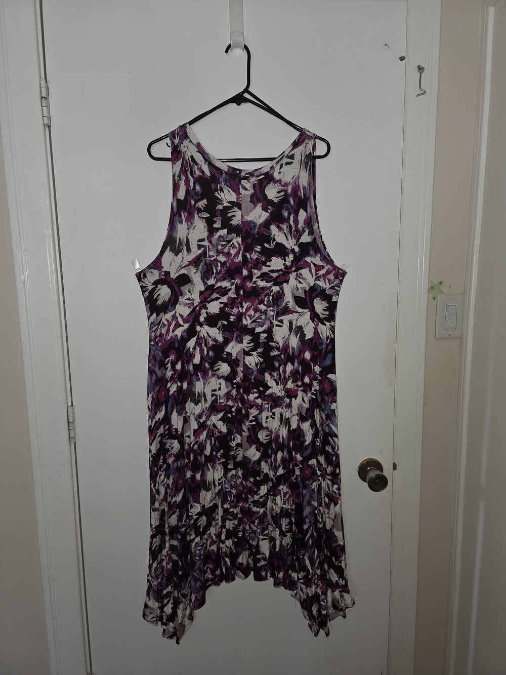 Purple Floral High-Low Summer Dress - Picture 4 of 6